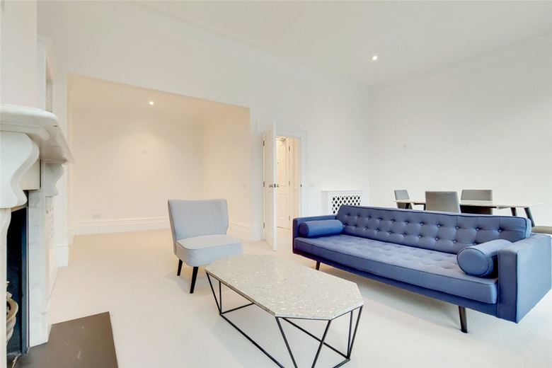 1 bedroom flat, Brompton Road, London SW3 - Available