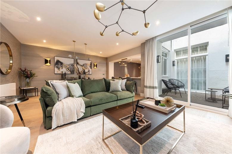 3 bedroom flat, Cranley Gardens, South Kensington SW7 - Available