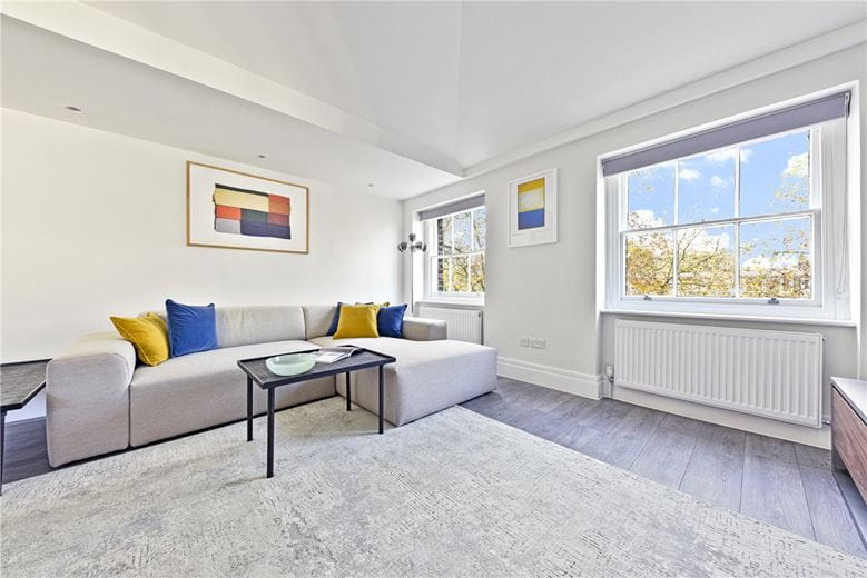 2 bedroom flat, Rutland Gate, Knightsbridge SW7 - Available