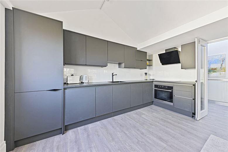 2 bedroom flat, Rutland Gate, Knightsbridge SW7 - Available