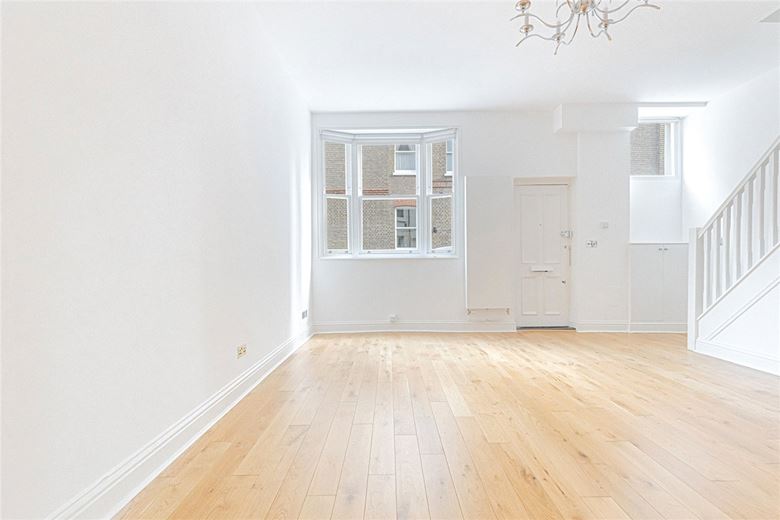 2 bedroom house, Egerton Gardens Mews, Knightsbridge SW3 - Available