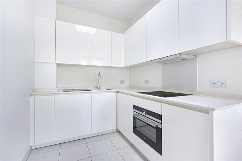  bedroom flat, Egerton Gardens Mews, Knightsbridge SW3 - Available