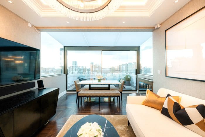 2 bedroom flat, Prince Of Wales Terrace, Kensington W8 - Available