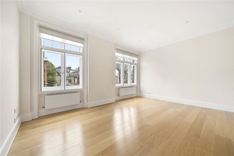 2 bedroom flat, Exhibition Road, South Kensington SW7 - Available