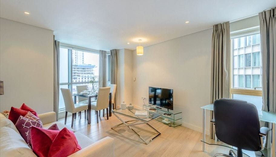 1 bedroom flat, Merchant Square East, London W2 - Available