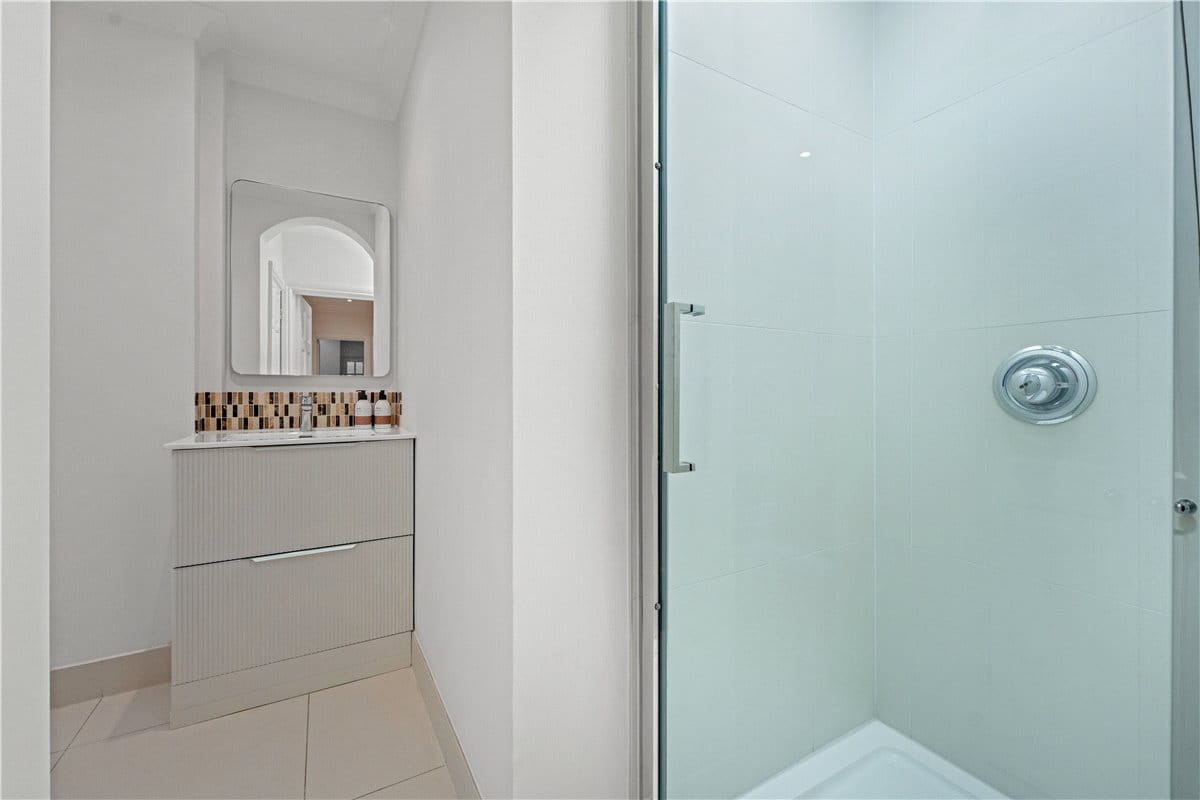 6 bedroom house, Ennismore Gardens, Knightsbridge SW7 - Available