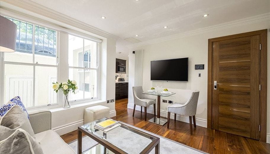 1 bedroom , Kensington Gardens Square, London W2 - Available