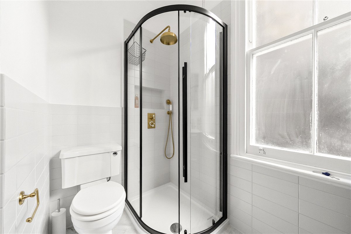 4 bedroom flat, Southwell Gardens, South Kensington SW7 - Available