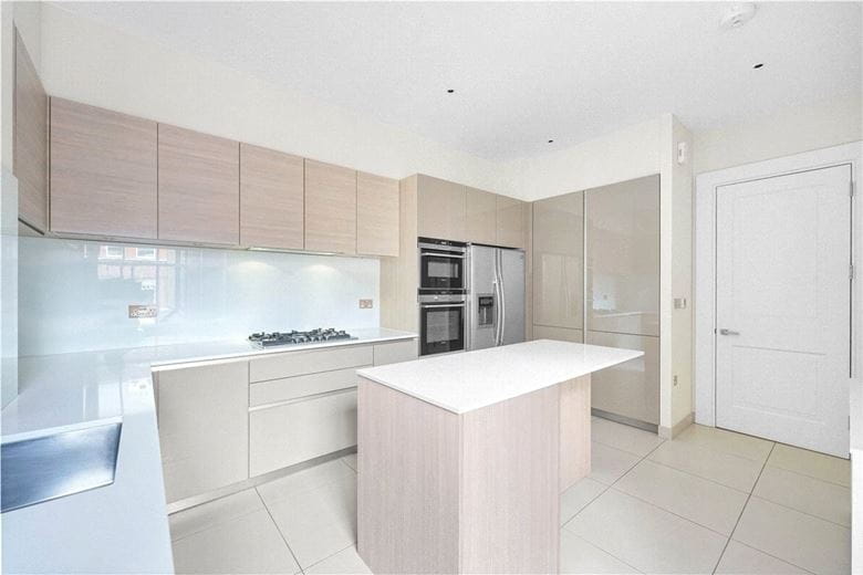 4 bedroom flat, Wynnstay Gardens, Allen Street W8 - Available