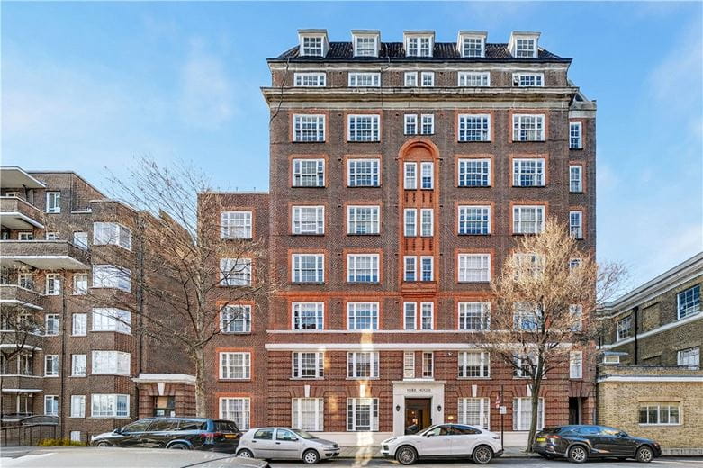 2 bedroom flat, York House, 1 Turks Row SW3 - Available