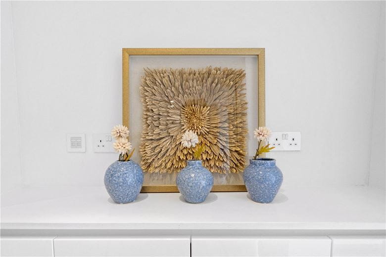 4 bedroom flat, Kingston House South, Ennismore Gardens SW7 - Available