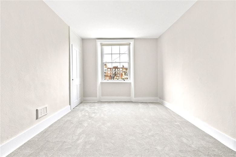 2 bedroom flat, Thurloe Street, South Kensington SW7 - Available
