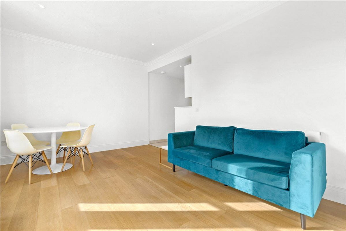 1 bedroom flat, Egerton Gardens Mews, Knightsbridge SW3