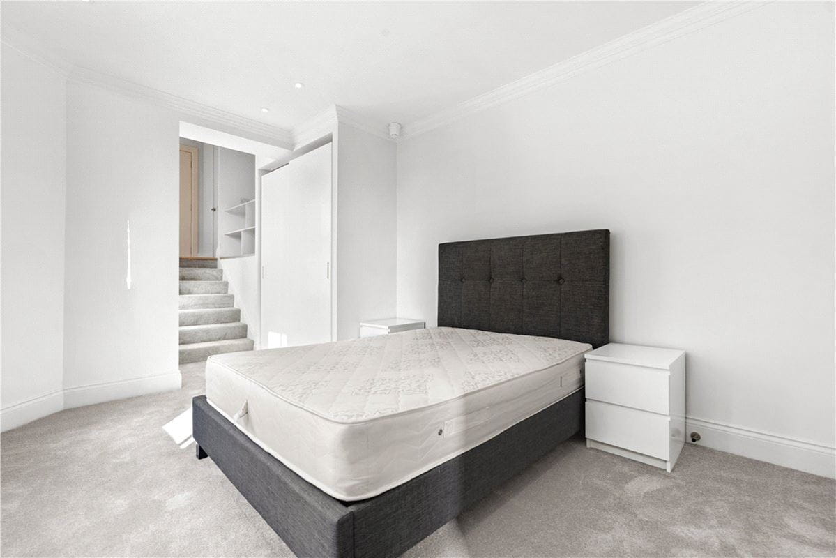 1 bedroom flat, Egerton Gardens Mews, Knightsbridge SW3