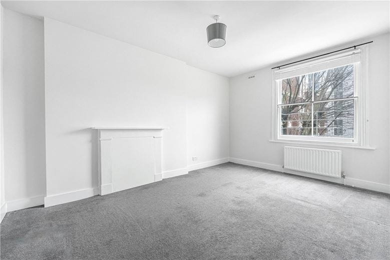 2 bedroom flat, Upper Addison Gardens, Holland Park W14 - Available