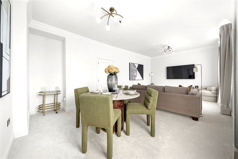 2 bedroom flat, Cadogan Square, Knightsbridge SW1X - Available
