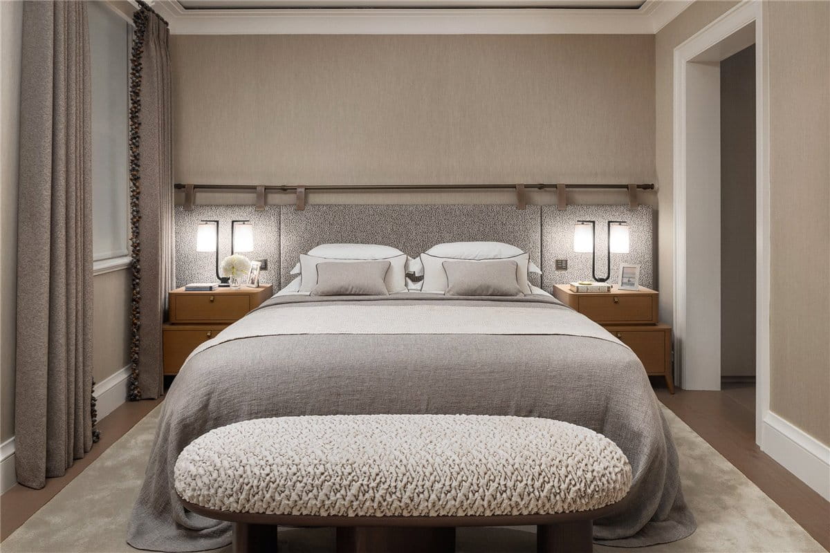 3 bedroom flat, Pont Street, Knightsbridge SW1X - Available