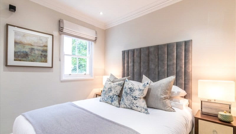 1 bedroom , Garden House, Kensington Gardens Square, London W2 - Available