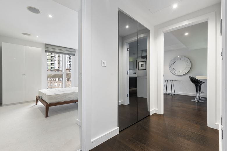 2 bedroom , Gatliff Road, Pimlico SW1W - Available