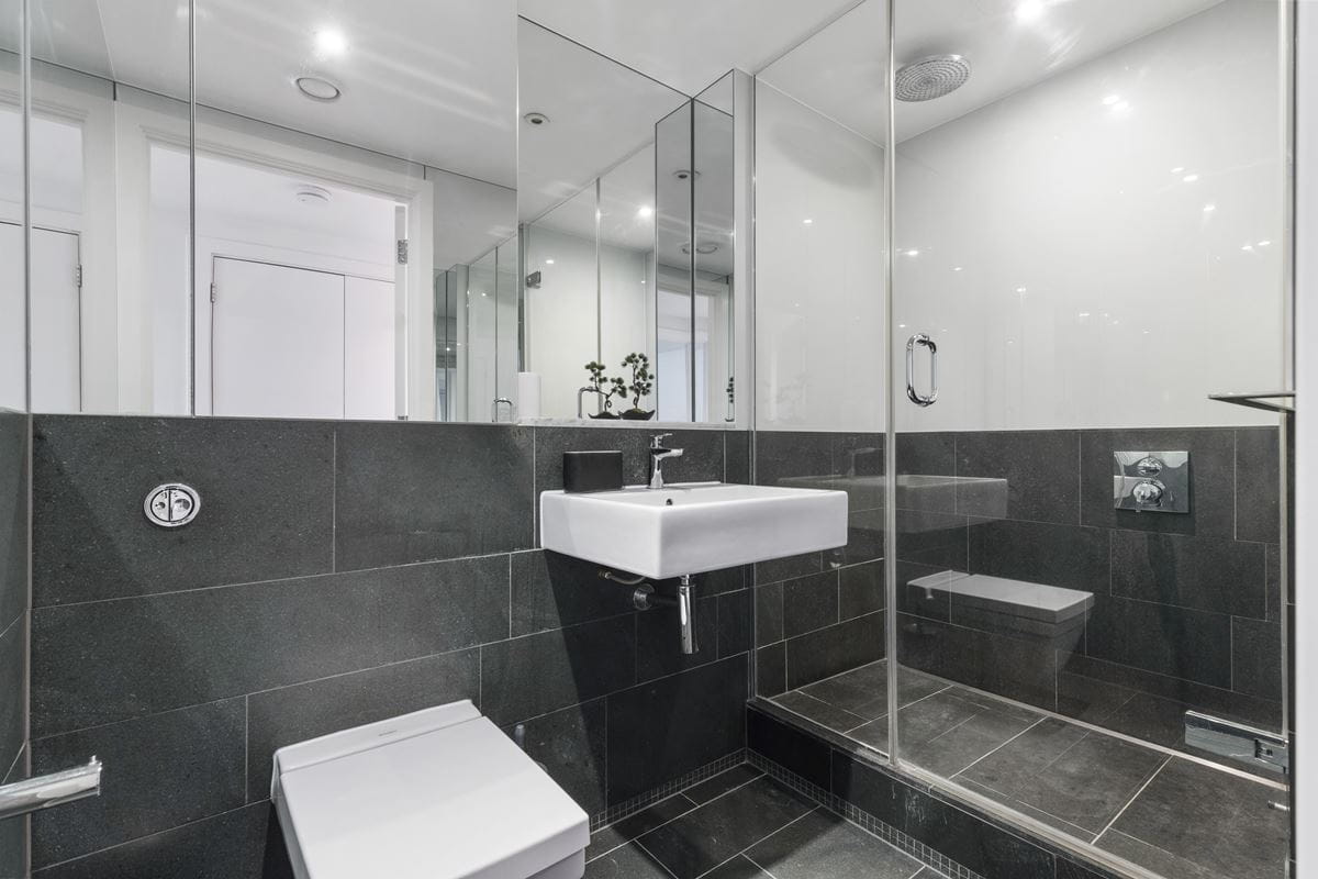 2 bedroom , Gatliff Road, Pimlico SW1W - Available