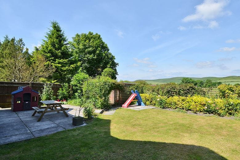 4 bedroom house, Matthews Close, All Cannings SN10