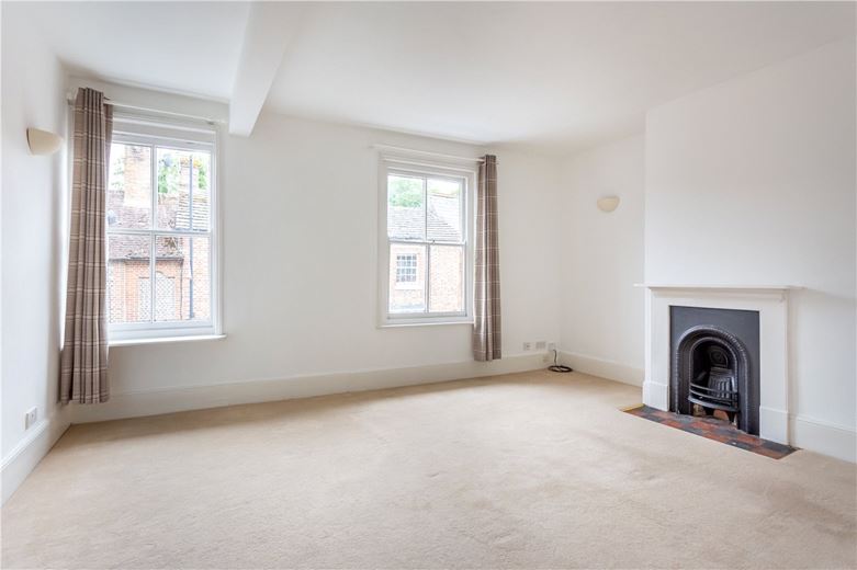 2 bedroom flat, River Street, Pewsey SN9