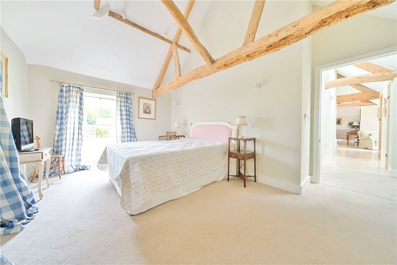 2 bedroom house, Stubwood Farm, Salisbury Road RG17