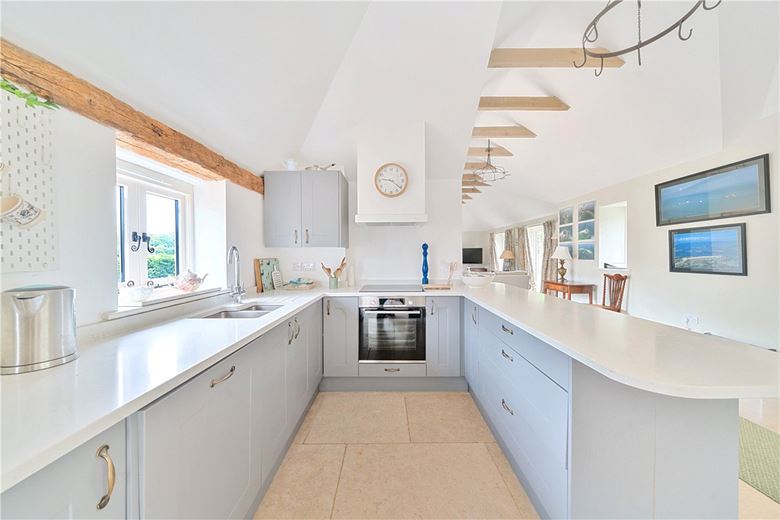 2 bedroom house, Stubwood Farm, Salisbury Road RG17