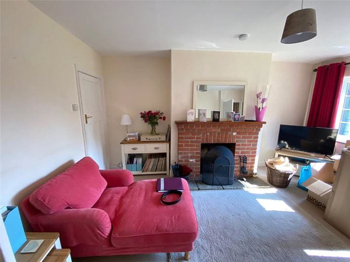 3 bedroom cottage, New Cottages, Redenham SP11 - Available