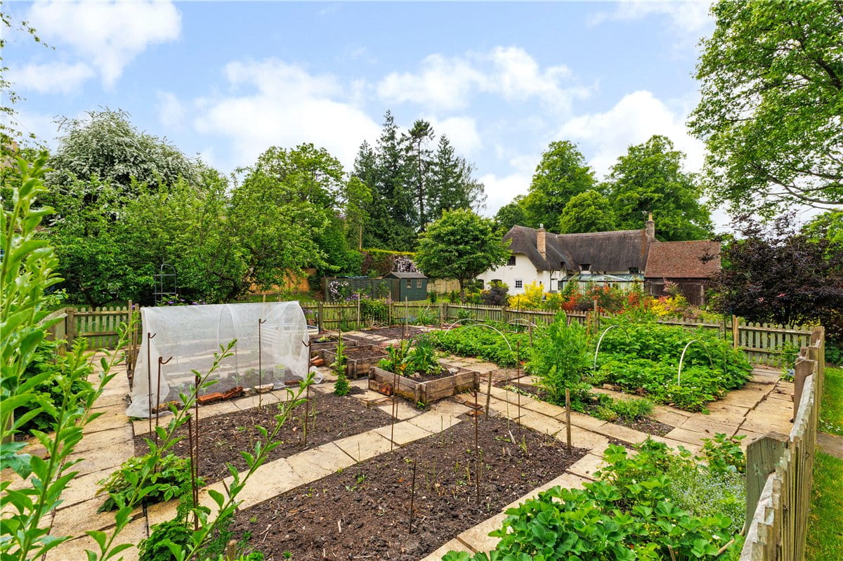 4 bedroom house, East Grafton, Marlborough SN8 - Sold