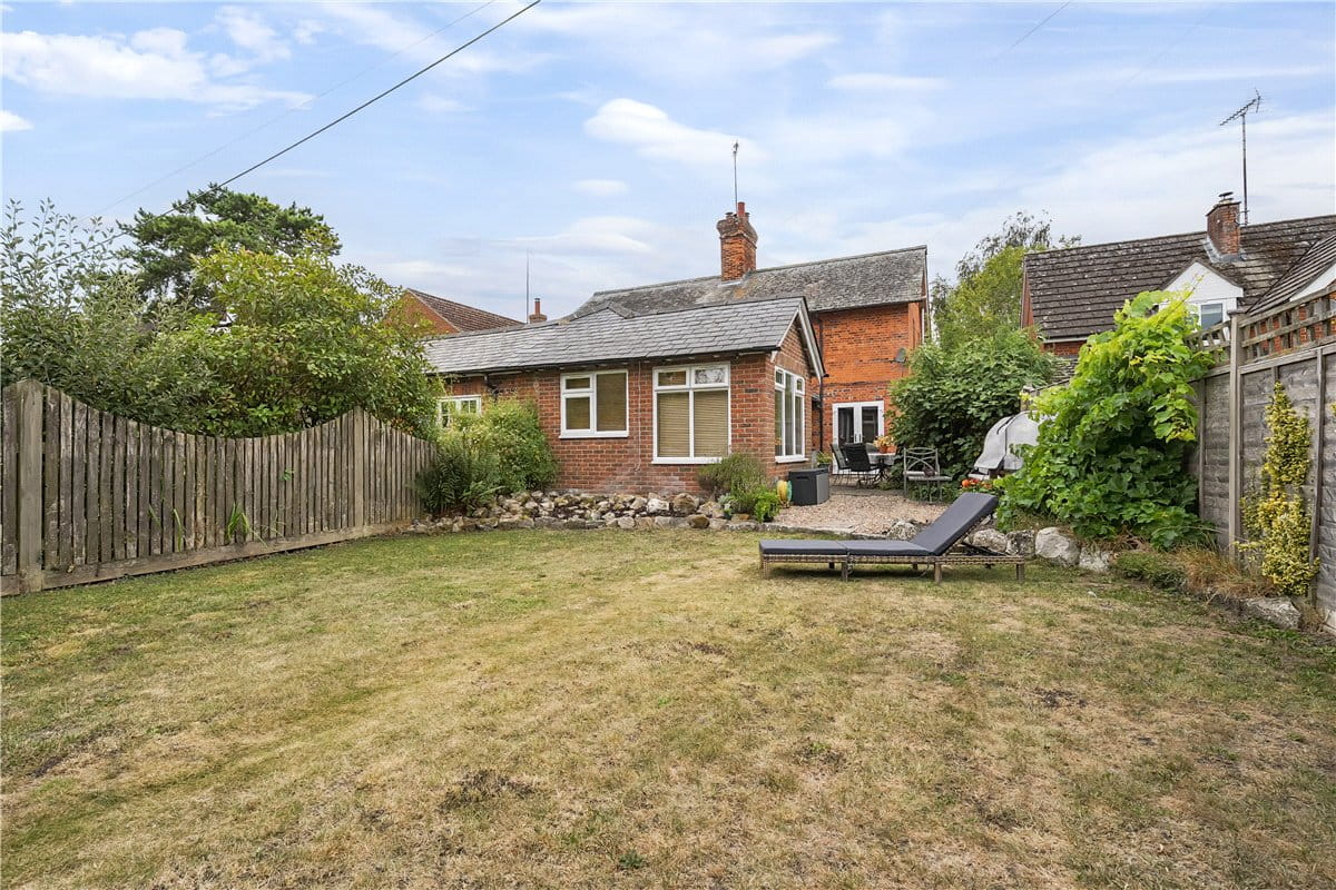 4 bedroom house, Forge Lane, West Overton SN8 - Sold STC