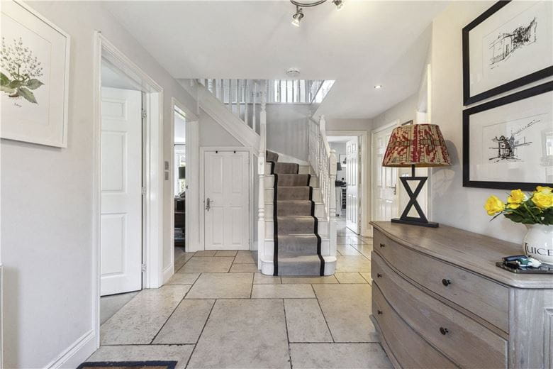 6 bedroom house, Maurice Way, Marlborough SN8 - Sold STC
