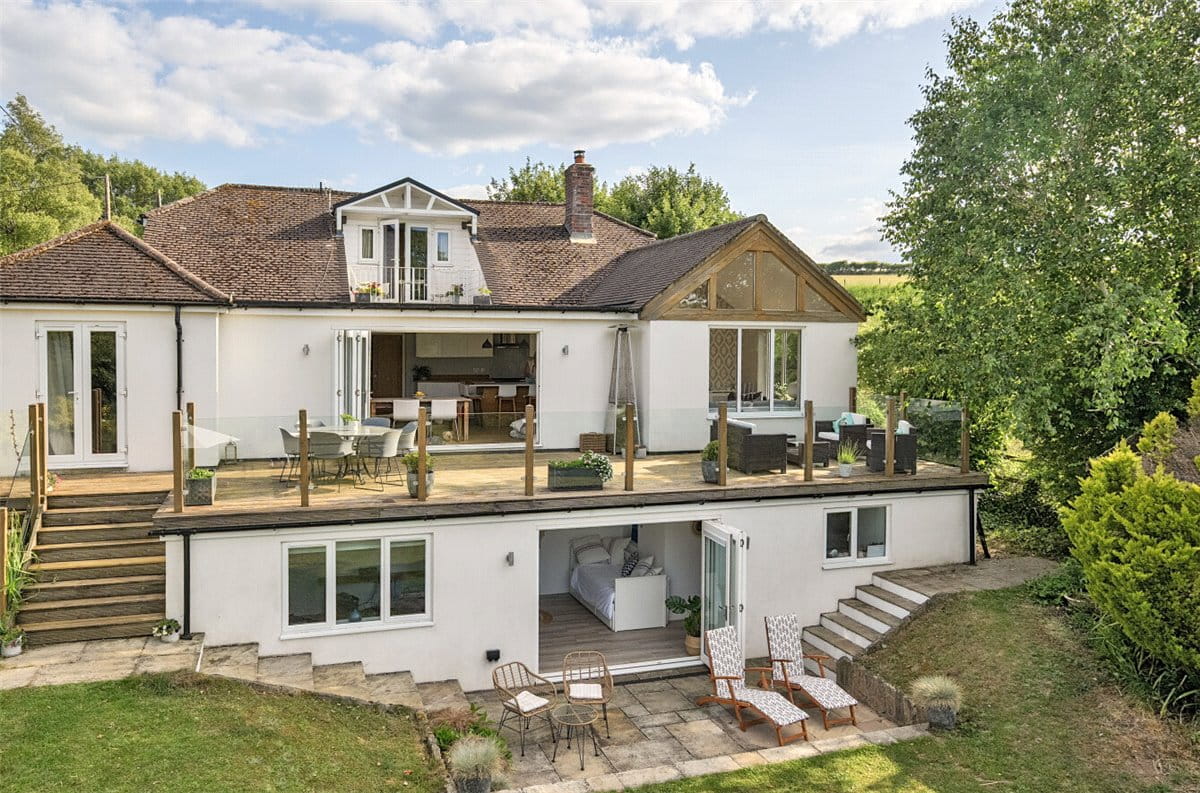 4 bedroom house, High Street, Manton SN8 - Available