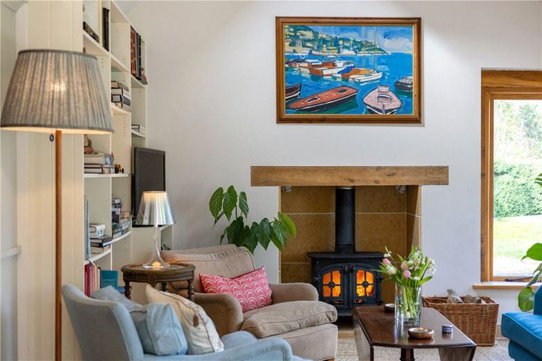 4 bedroom house, Easton Royal, Pewsey SN9 - Available