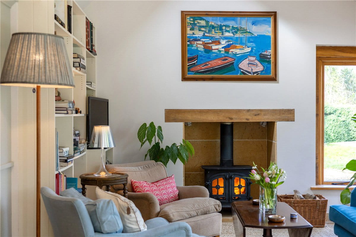 4 bedroom house, Easton Royal, Pewsey SN9 - Available