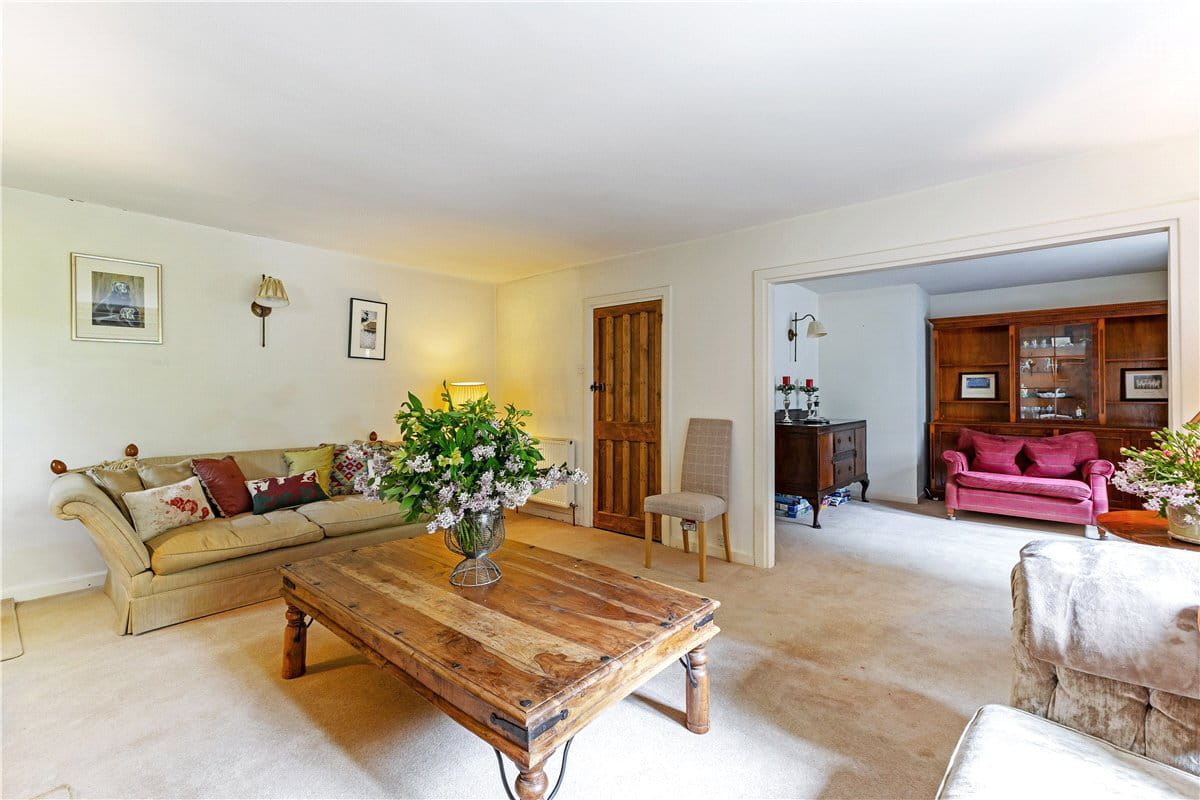 6 bedroom house, Hyde Lane, Marlborough SN8 - Available