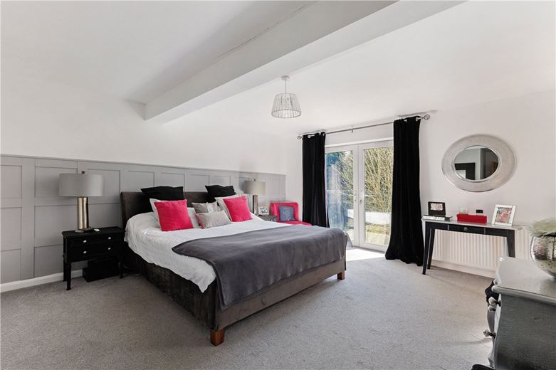 5 bedroom house, Fortunes Field, Broad Hinton SN4 - Sold STC