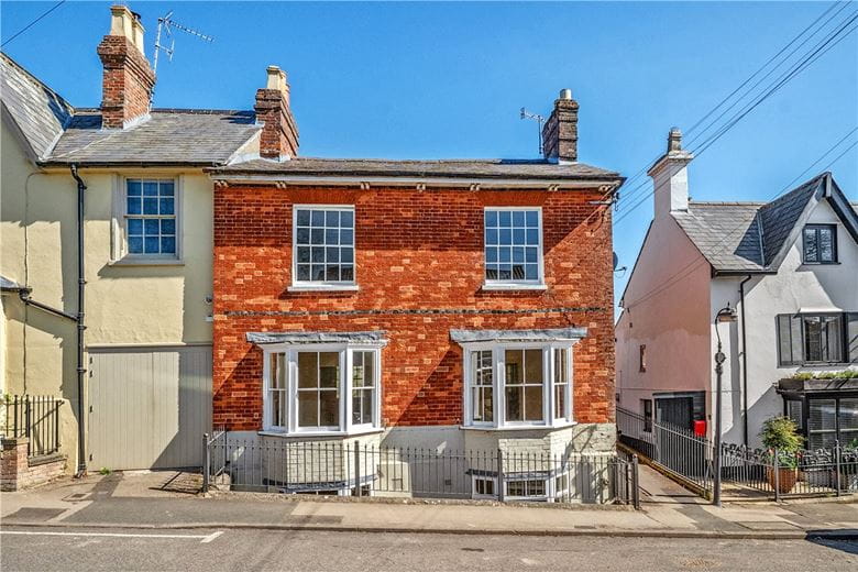 3 bedroom house, Kingsbury Street, Marlborough SN8 - Available