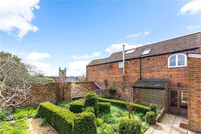 3 bedroom house, Kingsbury Street, Marlborough SN8 - Available