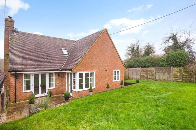 3 bedroom house, Pewsey Road, Upavon SN9 - Available