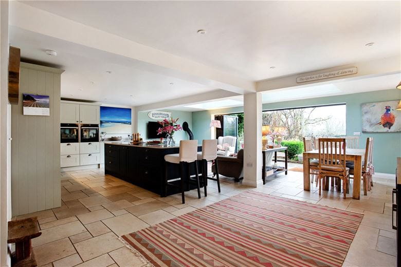 4 bedroom house, Lower Fyfield, Marlborough SN8 - Available