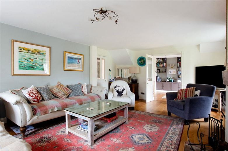 4 bedroom house, Lower Fyfield, Marlborough SN8 - Available