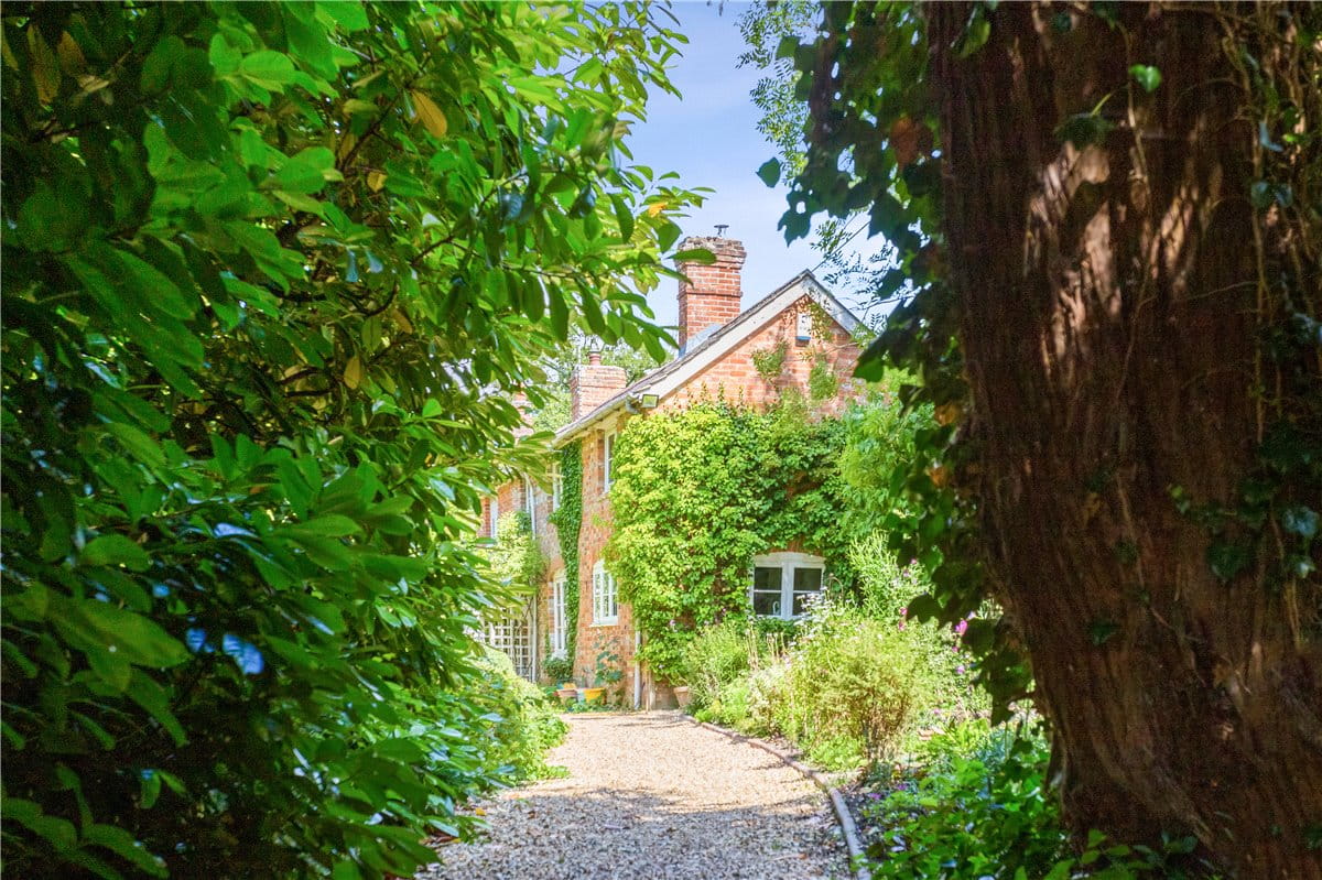 3 bedroom house, Wilton, Marlborough SN8 - Sold STC