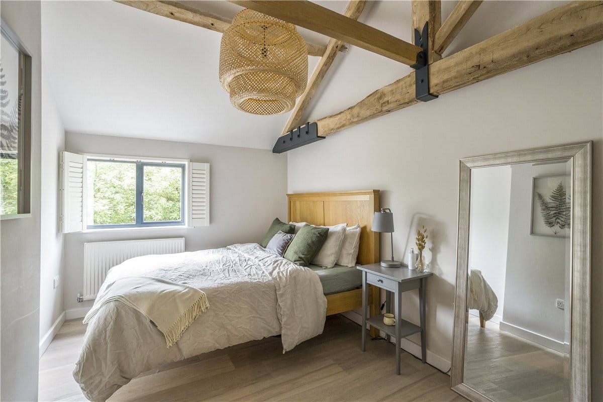 4 bedroom house, West Kennett, Marlborough SN8 - Available