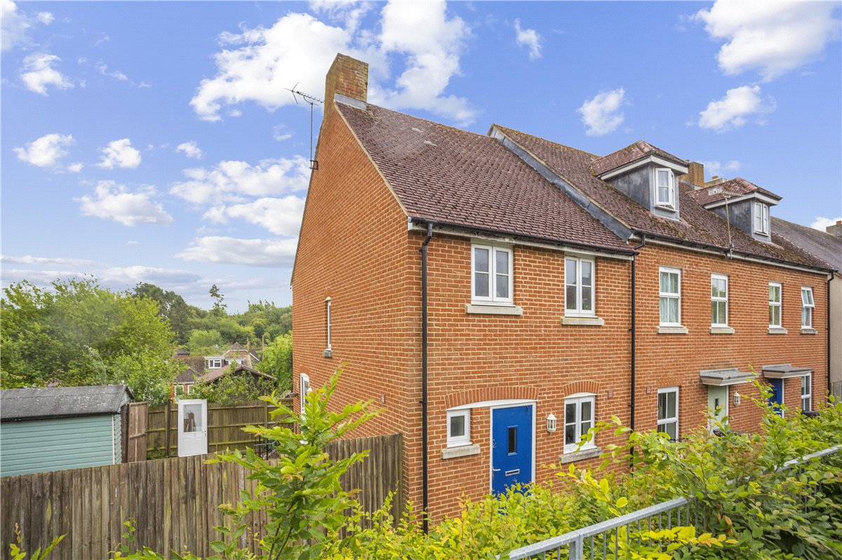 3 bedroom house, Riverbourne Road, Collingbourne Ducis SN8 - Available