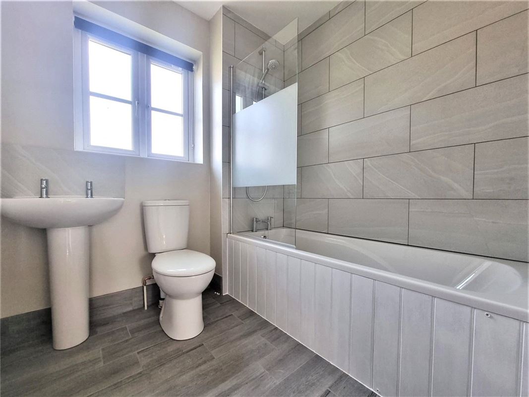 3 bedroom house, Riverbourne Road, Collingbourne Ducis SN8 - Available