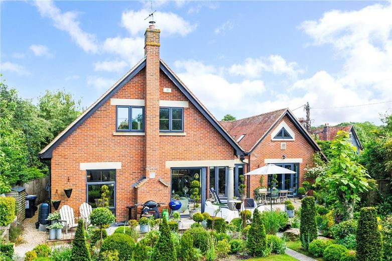 3 bedroom house, Lockeridge, Marlborough SN8 - Available