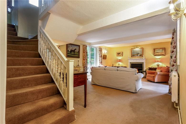 6 bedroom house, Kepnal, Pewsey SN9 - Available