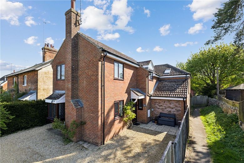 4 bedroom house, Forge Lane, West Overton SN8 - Available