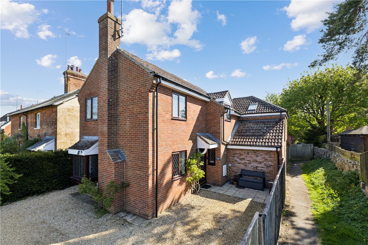 4 bedroom house, Forge Lane, West Overton SN8 - Available